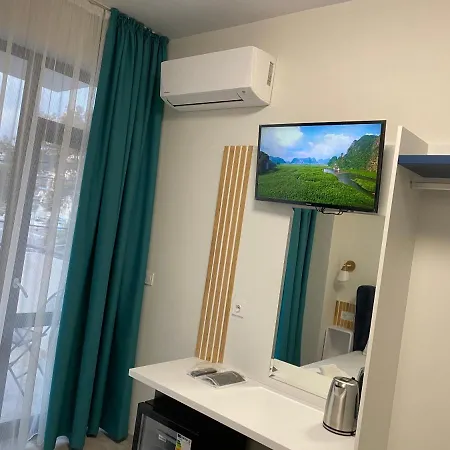 Sunny Apartment *