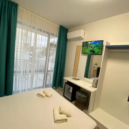 Sunny Apartment