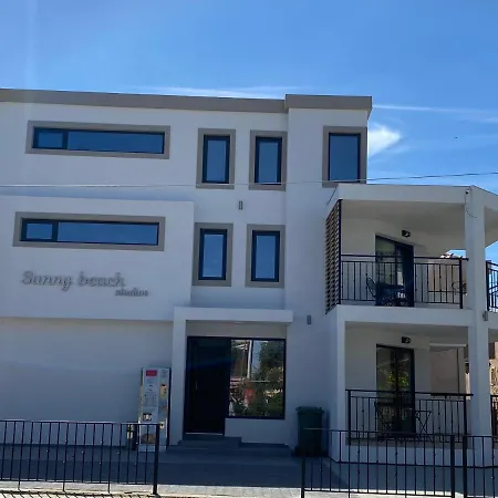 Sunny Apartment Potos