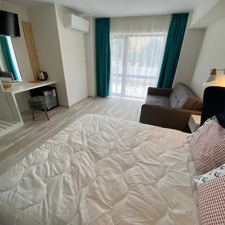Sunny Apartment