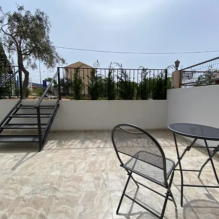 Sunny Apartment *